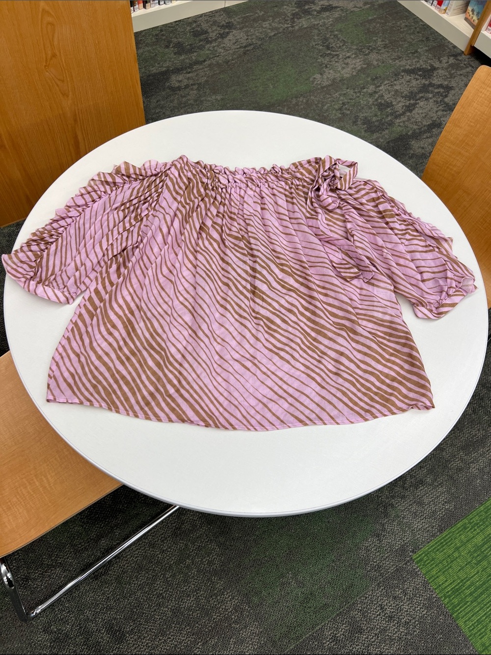 SEE BY CHLOE 1/2 sleeve ruffled bow neckline blouse pink lilac tan brown stripes